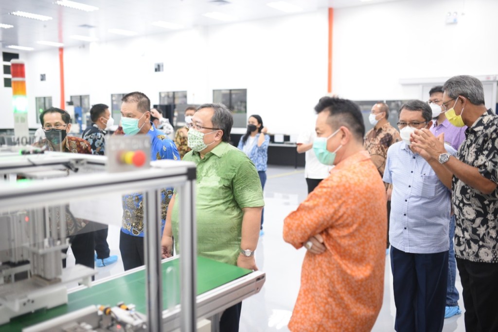 Menristek/Kepala BRIN Dukung Riset Inovasi Teknologi Terkini di Dunia Industri untuk Tingkatkan TKDN